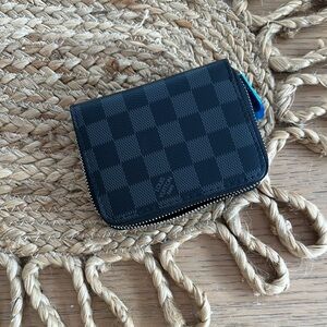 Louis Vuitton Black Key Card Holder Luxurious Accessory